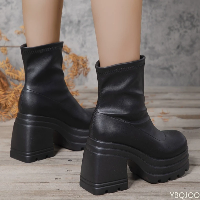 Large Size Spring and Autumn Fashion New Item Thick Soled Height Increasing Women's Short Boots High Heels Zipper Women's Boots