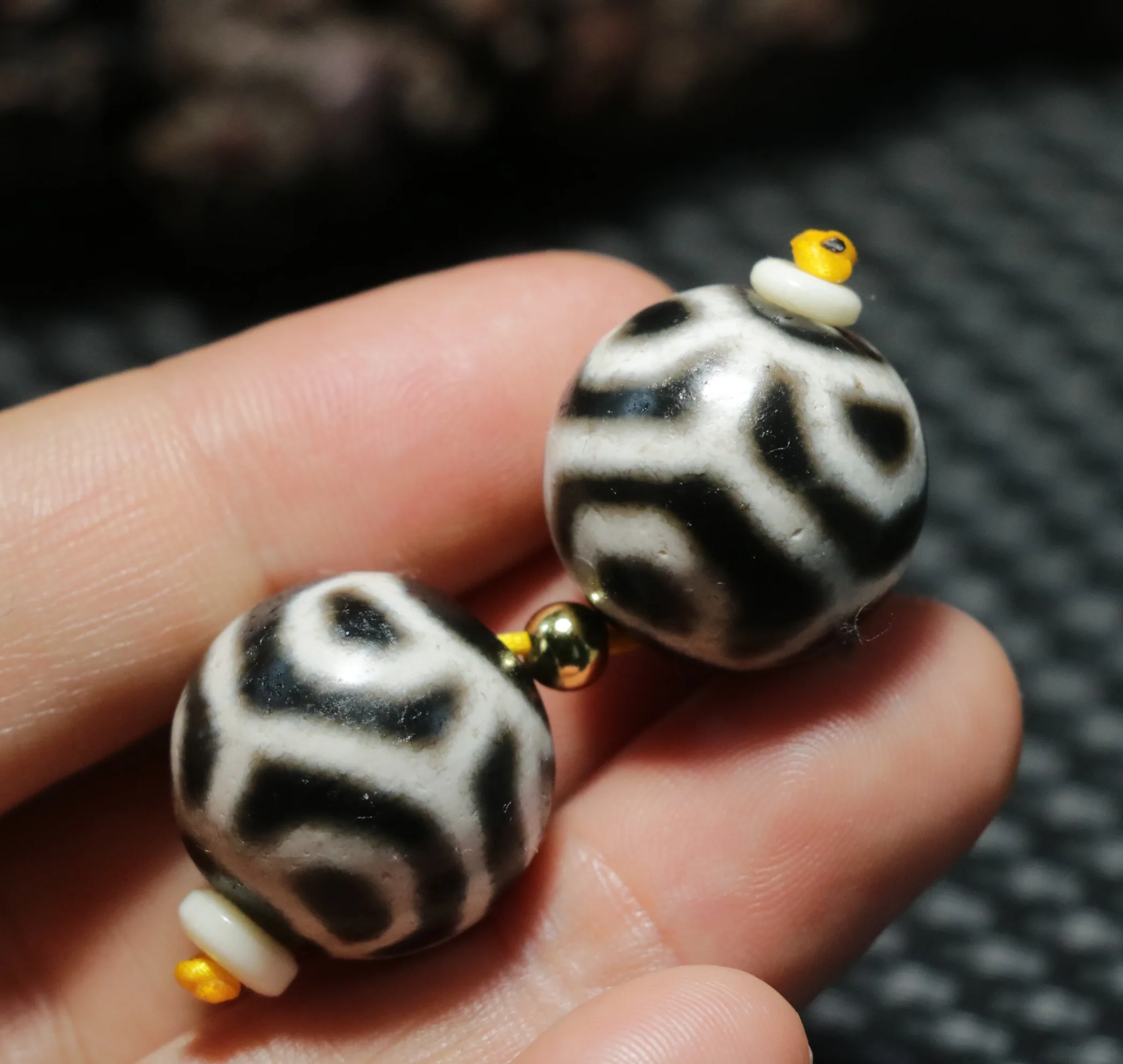 A Pair Magic Power Tibetan Old Agate Qimendunjia Longevity Round dZi Bead Amulet For Making Jewelry T7 Timestown UPD210607A17