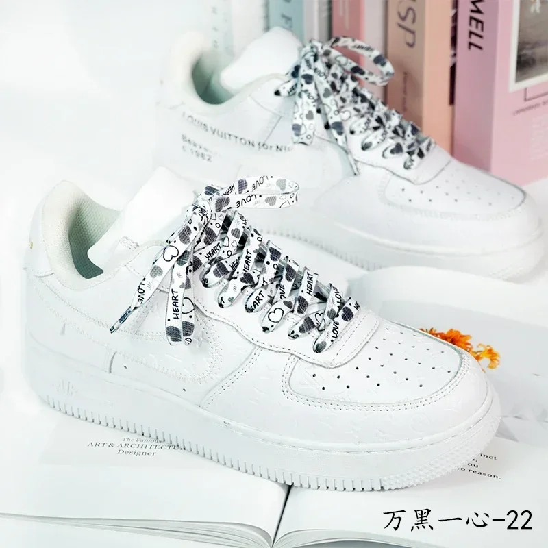 Romantic Pink Heart Shoelaces for Valentine's Day Sneakers