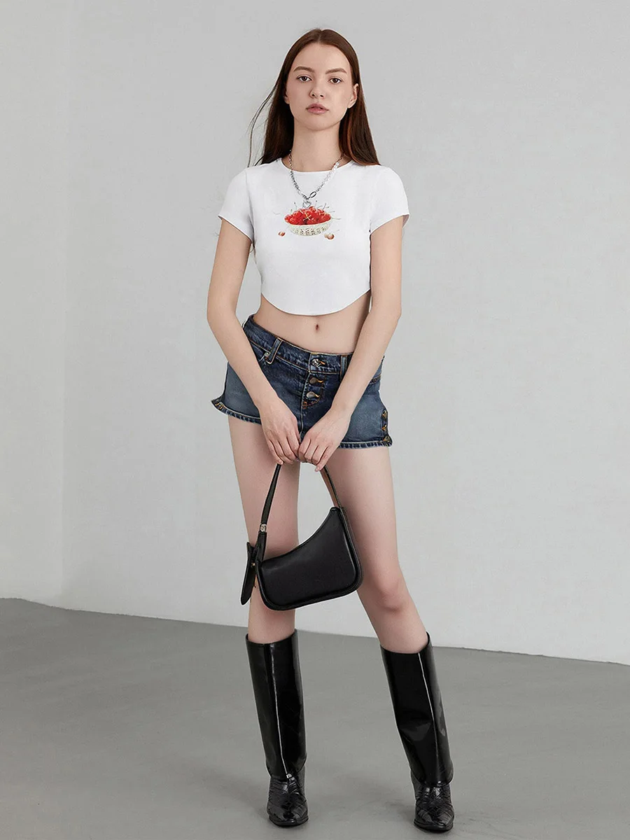 Ladies Denim Skirts with Stylish Side Buttons and Slit Detailing Solid Color Mini Skirt for Summer Fashion and Streetwear