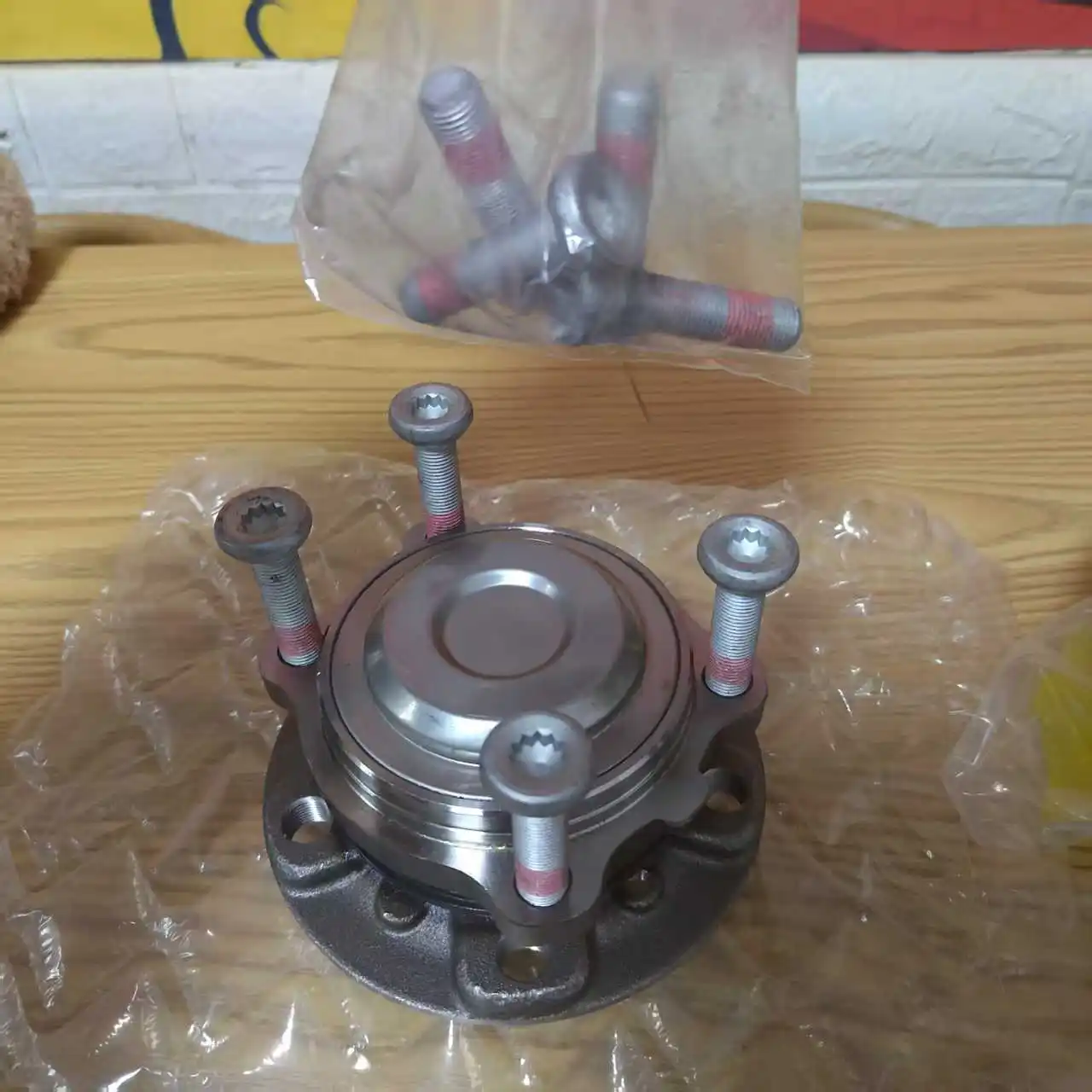 Yao Dong 31206850158 Front Hub Wheel Bearing For BMW F07 F10 F11 520i 528i 530i 535i F06 F12 F13 640i 650i F01 F02 730Li 740Li 7