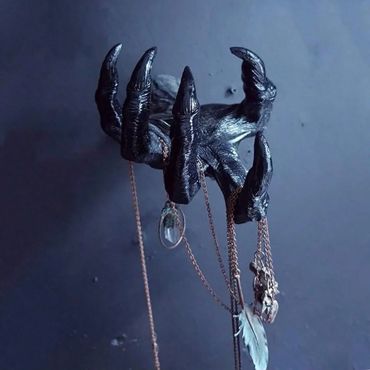 1pc-Black Resin Demon Claw Wall Hanger
