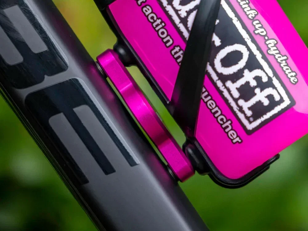 MUC-OFF Secure Tag Holder 2.0 for AirTag anti-thife tracking bike position protect your bike safe