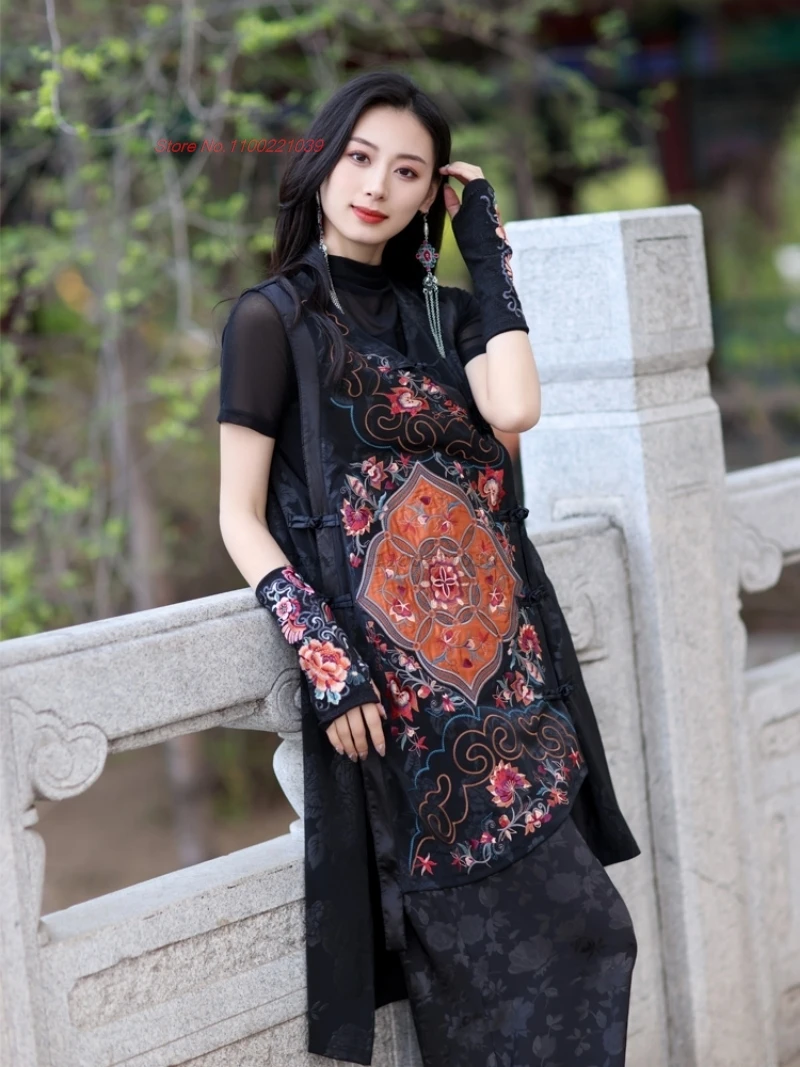 

2024 chinese vintage hanfu tops traditional satin jacquard irregular long vest national flower embroidery sleeveless jacket