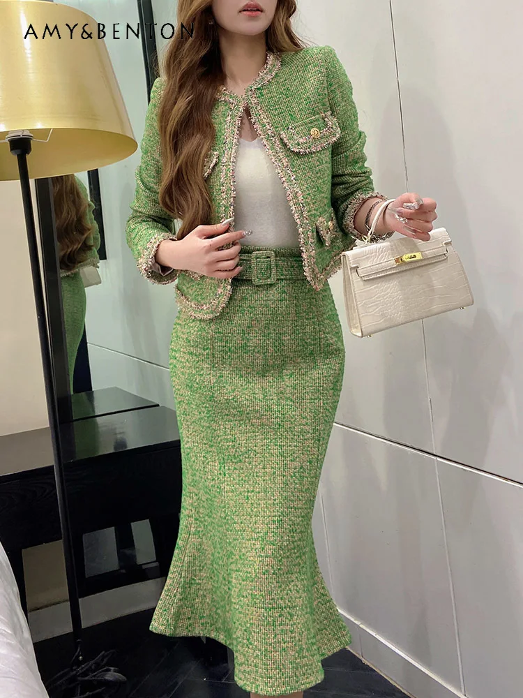 Elegant Commuter Top & Fishtail Skirt Two-Piece Set