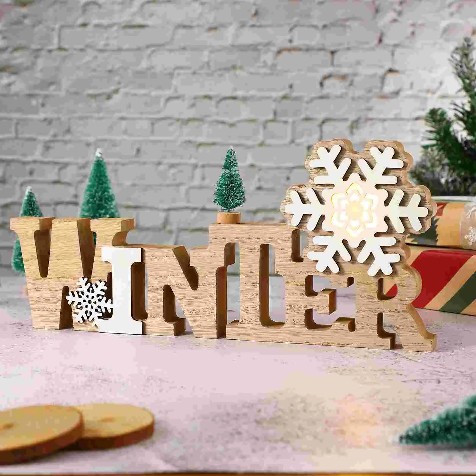 

Garneck 1pc Christmas Desktop Decoration Glowing Light WINTER Crafts Ornaments Log Carving Decoration for Home Livingroom Office
