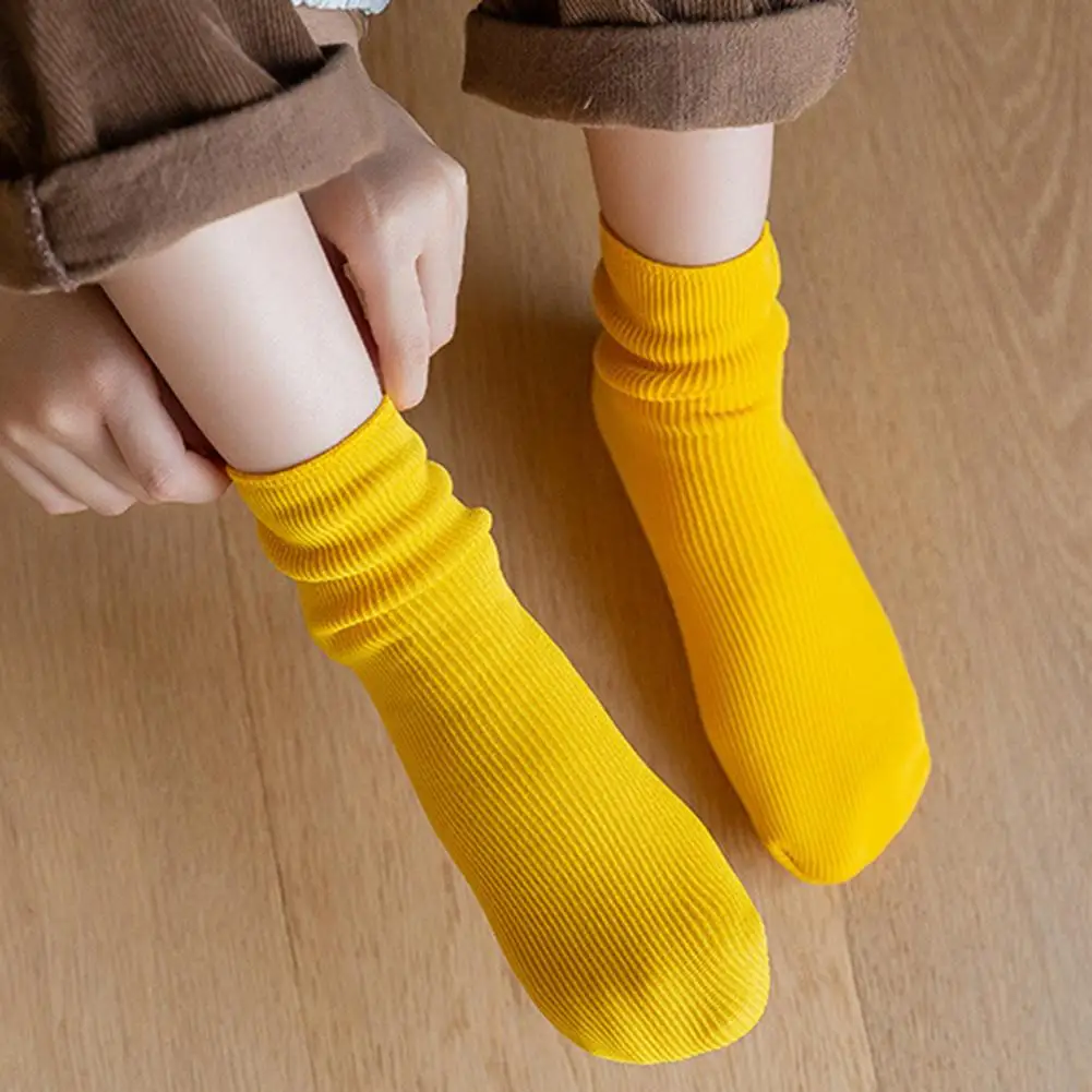 Lint free 1 Pair Attractive Winter Warm Middle tube Socks Autumn Winter
