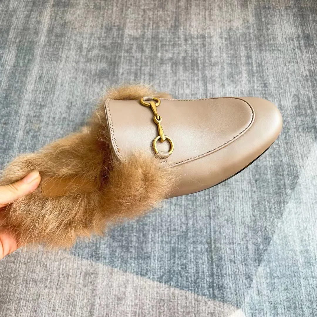 شباشب نصف مسطحة من مادة جلد البقر عالية الجودة بمقدمة مستديرة، أحذية كاجوال من الصوف مضادة للانزلاق في الهواء الطلق، صنادل عصرية بإبزيم معدني