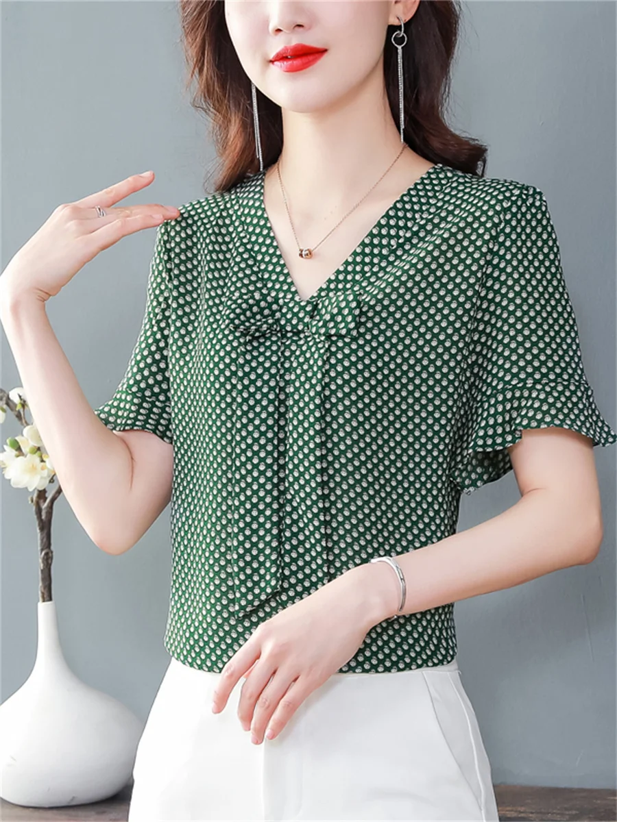 

Woman Summer Style Chiffon Blouses Tops Lady Casual Short Flare Sleeve Bow Tie Collar Plaid printed Blusas Tops DF4299