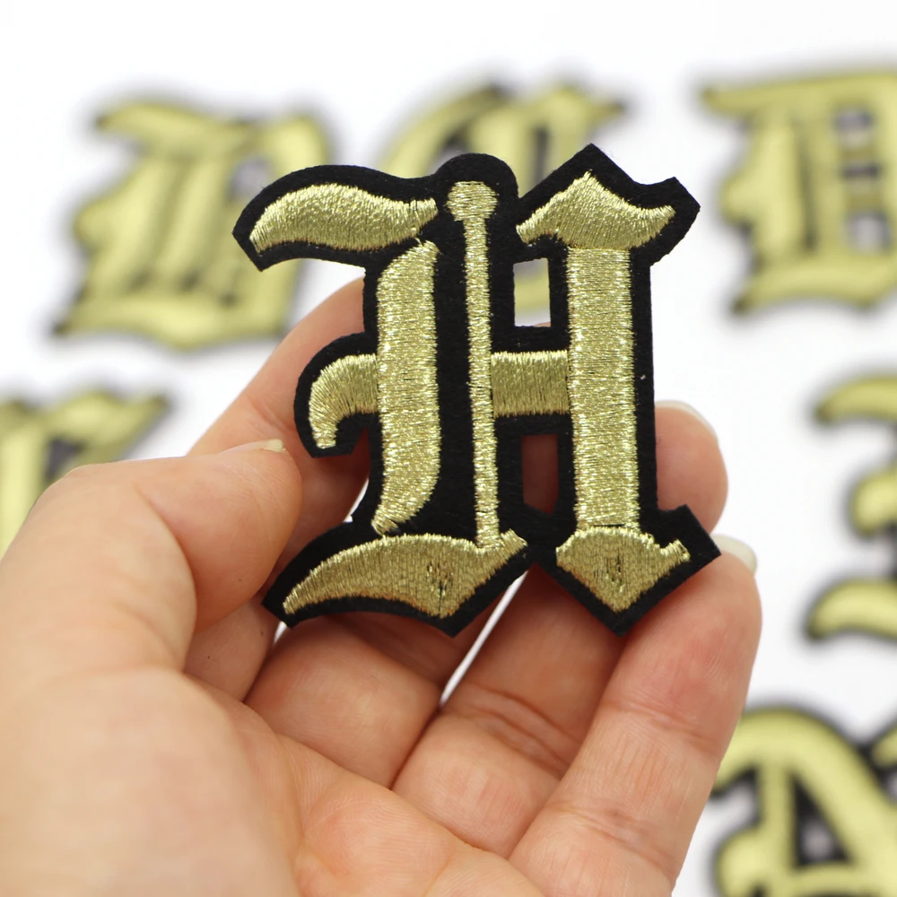 1PC Goldene Griechische Buchstaben Stickerei Patches Eisen Auf Buchstaben Patch A-Z Patch Gestickte Patch Nähen Auf Patch für Kleidung Name Diy – Detail 10