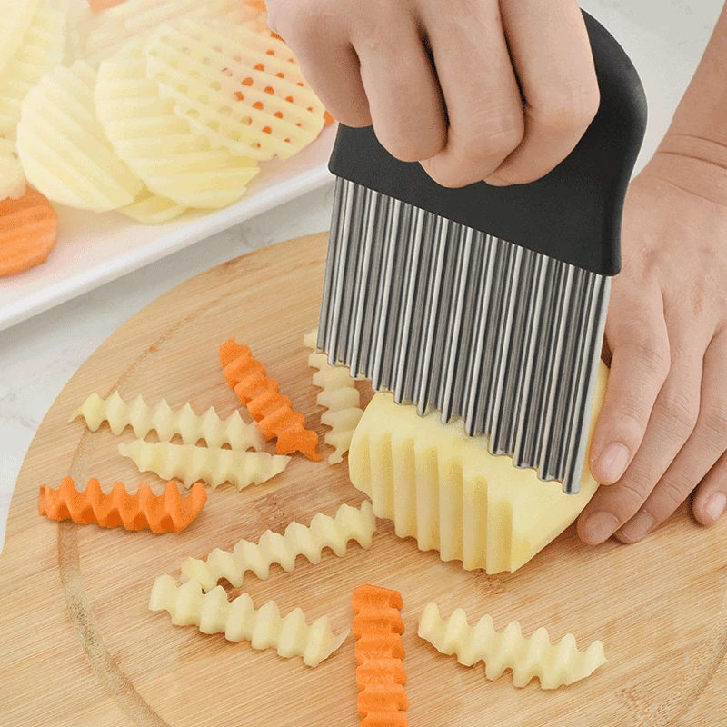 Fruit Slicer Vegetable Slicer Potato Slicer Vegetable Cutter Potato Cutter Food Slicer French Fry Potato Slicer Cutter Stainless Steel Waffle Fry Cutter Wavy Chopper for Veggies Fruit Vegetable Potato Carrots