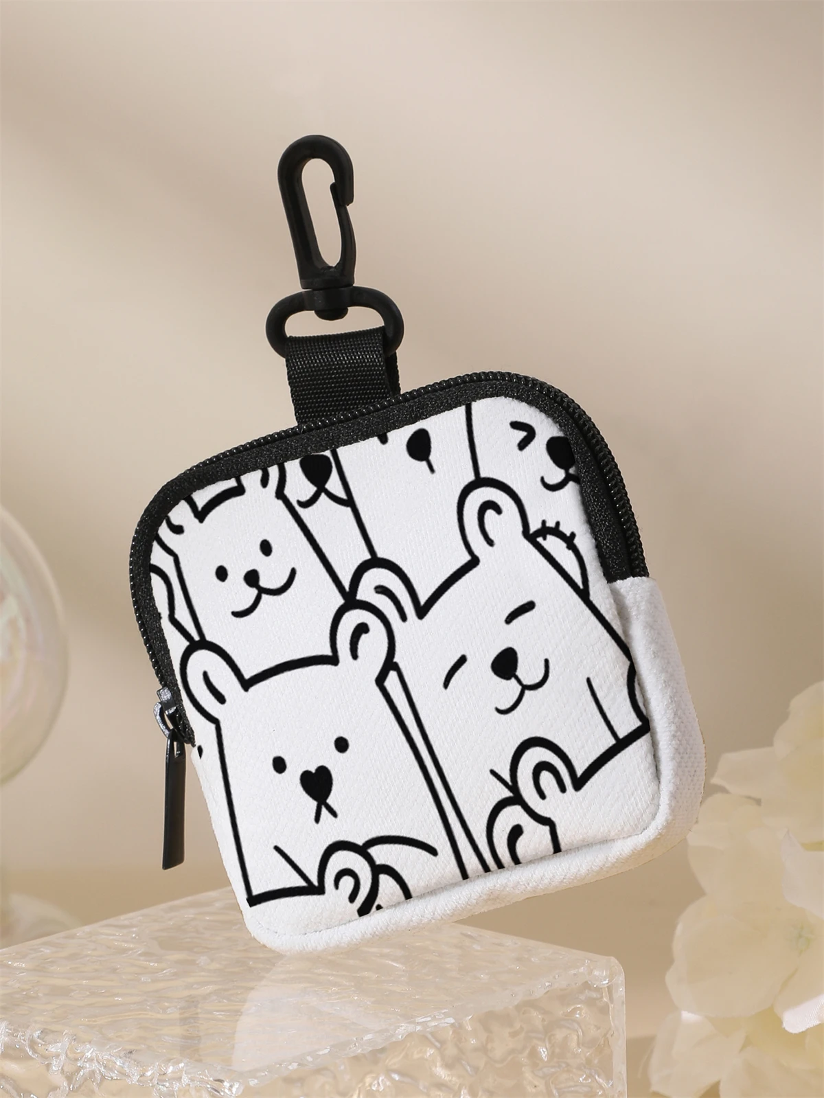 Cartoon bear patterned high-capacity coin wallets, digital printed wallets, and storage bags are ideal choices for gift giving