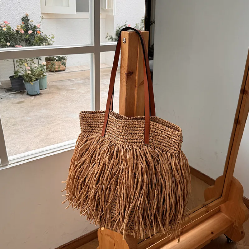 Casual Tassel Woven Women Shoulder Bags Handmade Fringe Lady Handbags Summer Beach Large Tote Bag Big Shopper Purse for Vacation