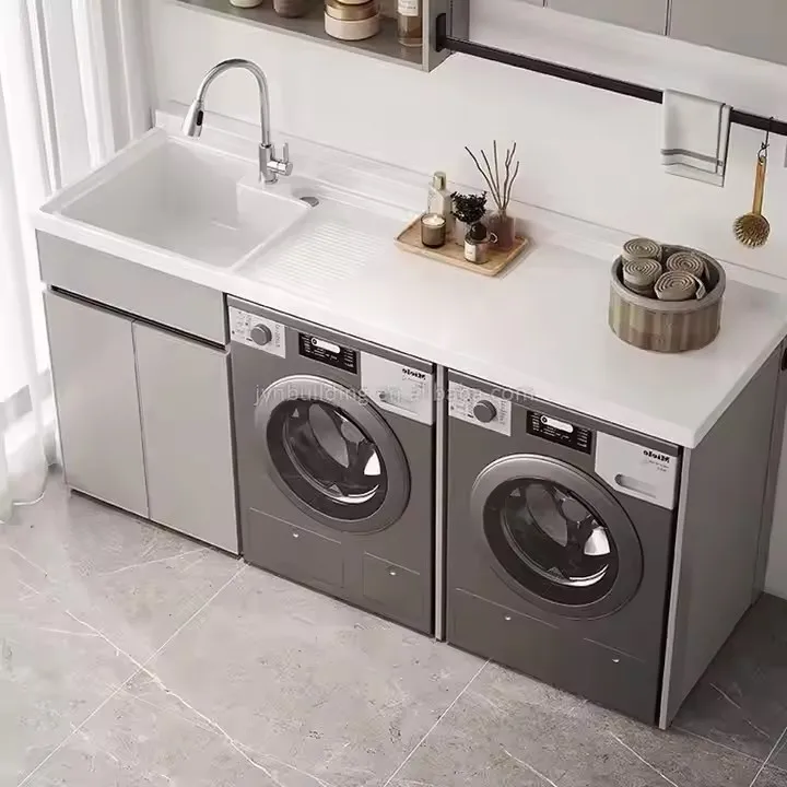 ארון כביסה נישלף מודרני לשטיפה ויבוש בשילוב משולב עם עיצוב חסכון במקום