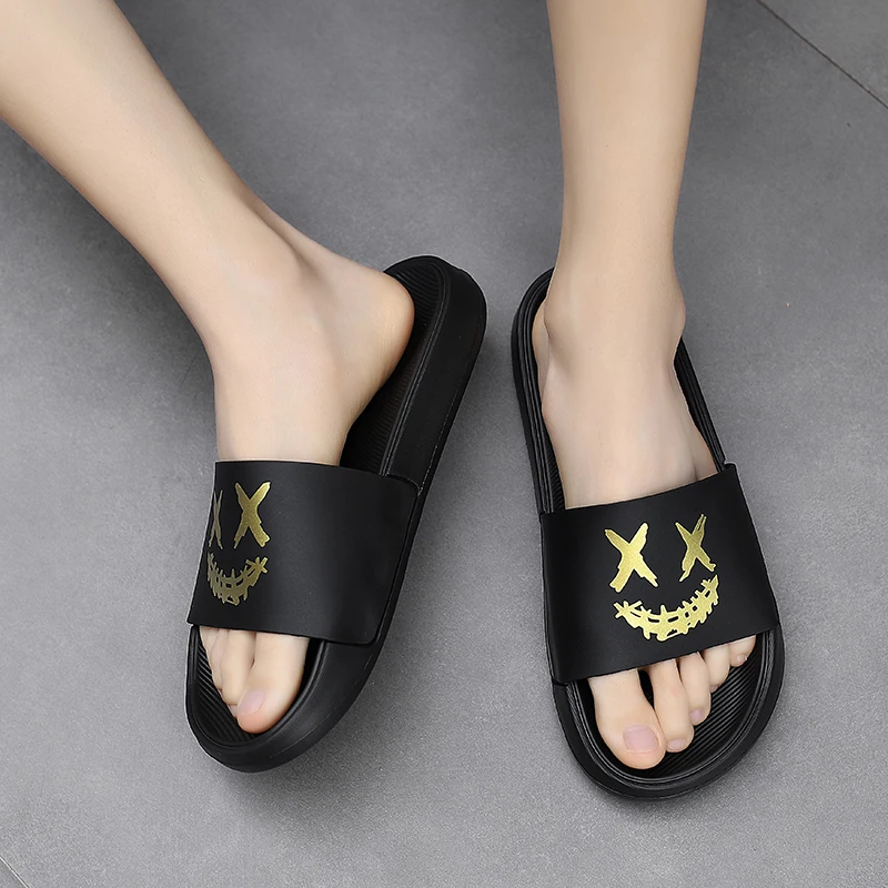 Fashion Men Slippers EVA Soft Sandals Men outdoor Home Flip Flops Slides Non-slip Summer Male Beach Sandals Platform Shoes