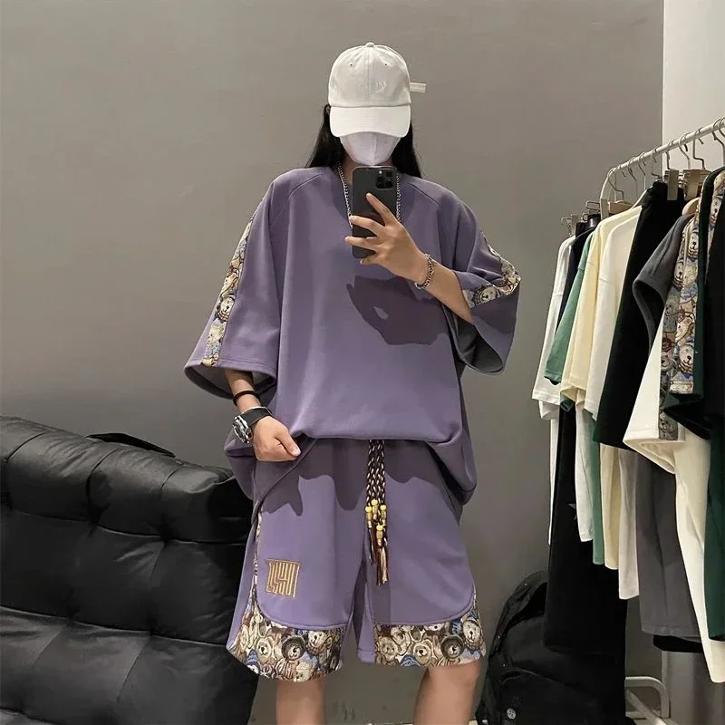 thumbnail image 1 of Conjunto de pantalones cortos para hombre, de algodón, estampado gráfico negro, básico, moderno, camiseta para hombre, conjuntos cortos, oferta de dos piezas, novedad 2025 en conjuntos estéticos, 1 of 5
