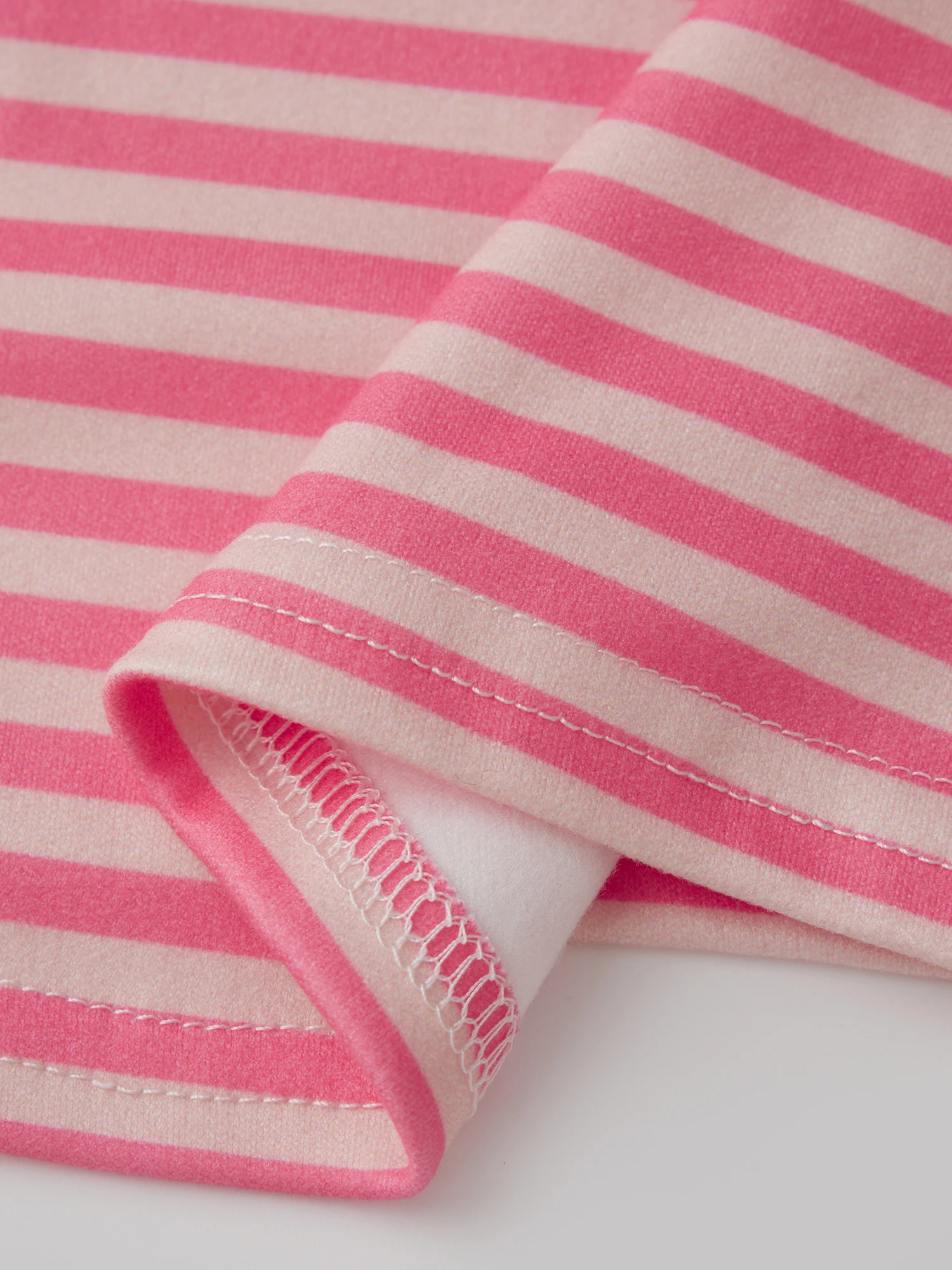 Women s Stylish Striped Long Sleeve Round Neck T-shirt for Spring and Autumn Casual Wear with Loose Fit