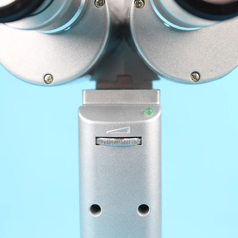 Quality Portable Slit Lamp Microscope LED Lamp With Aluminum Carry Case 2 Batteries