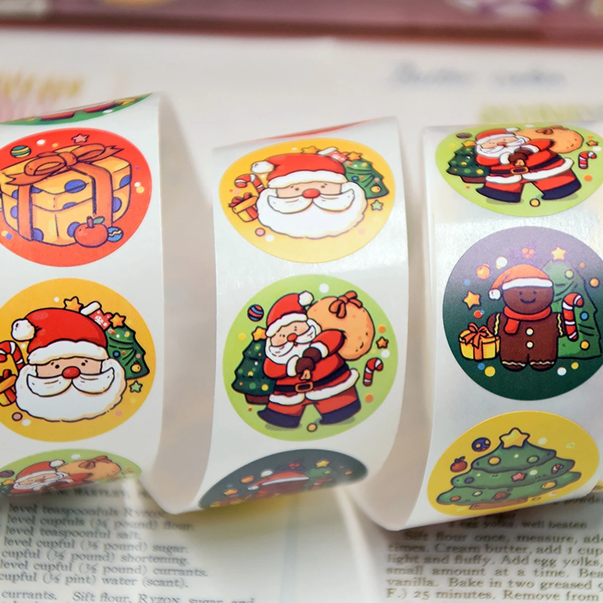 100-500pcs Merry Christmas Stickers Round stickers Christmas Tag for Envelope Sealing Gift Decor Shop Product Packaging Stickers decorative stickers packaging stickers postage stamps stickers