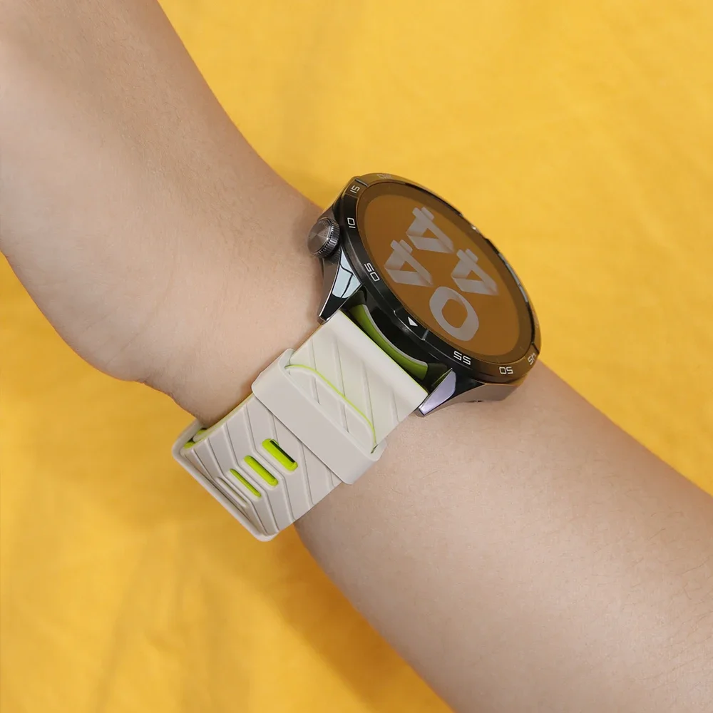 22mm Silicone Breathable Sports Watch Strap