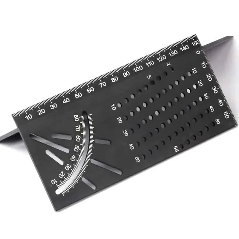 Многофункциональная линейка