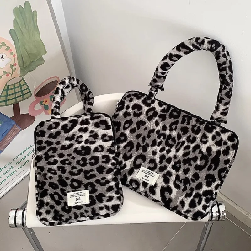 Leopard Pattern Laptop and Tablet Storage Bag