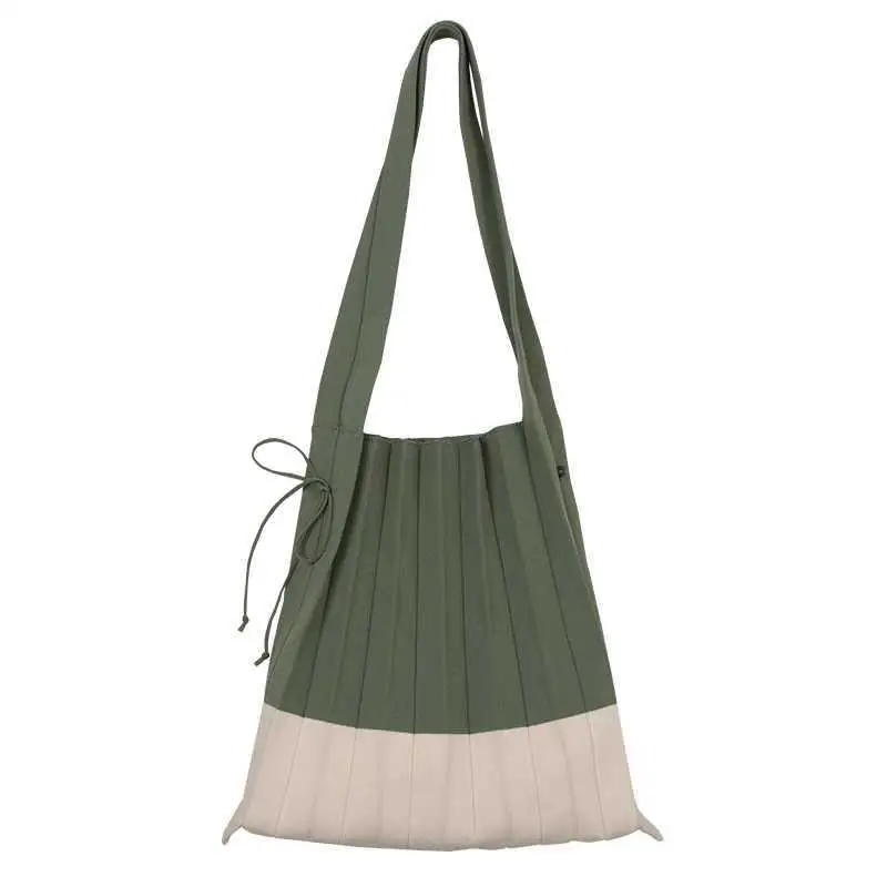 2022 Source factory Winter Knitted Textured Bag Handmade Knit Tote Bag Portable Large-capacity Crochet Shoulder Ladies bags