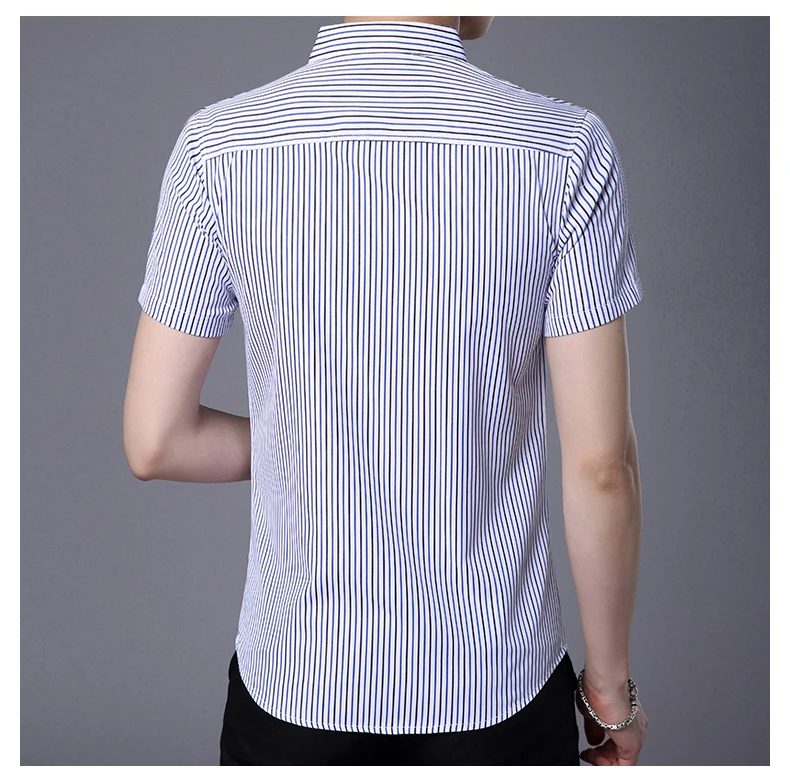 2022 Summer New Brand Button Down Slim Fit Men Shirts Korean Short Sleeve Striped Casual Fashion Mens Designer Clothes