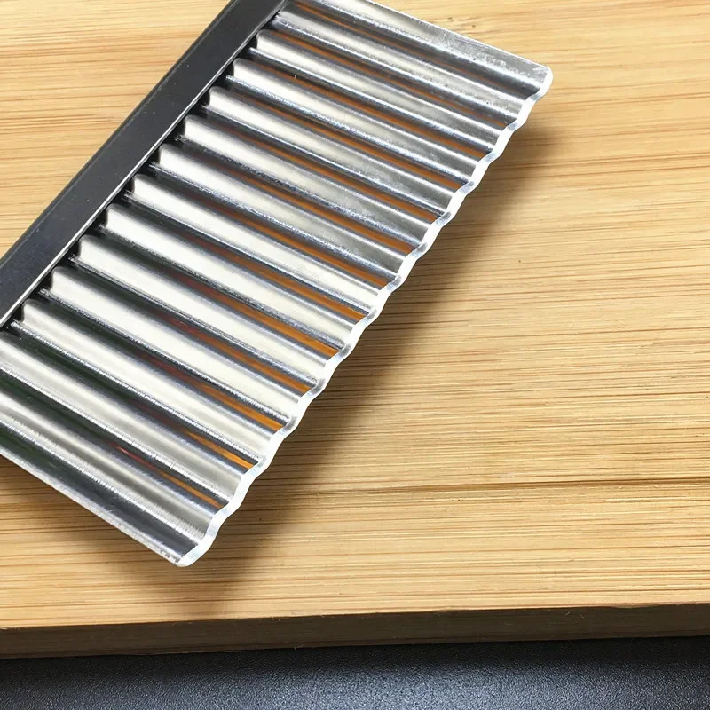 Manual Stainless Steel Potato Cutting Knife Portable Wave Knife Vegetable Potato Chip Slicer Kitchen Tool Home Supplies