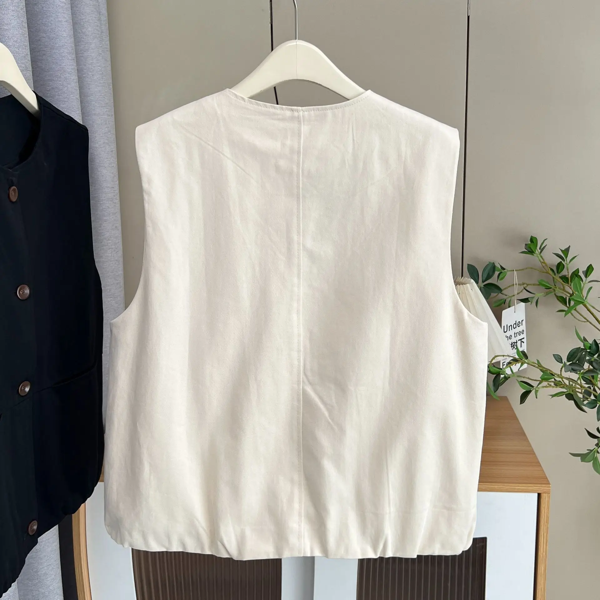 Fashion Plus Size Women's Sleeveless Vest Autumn New Versatile Solid Color Retro O-Neck Waistcoat 2559