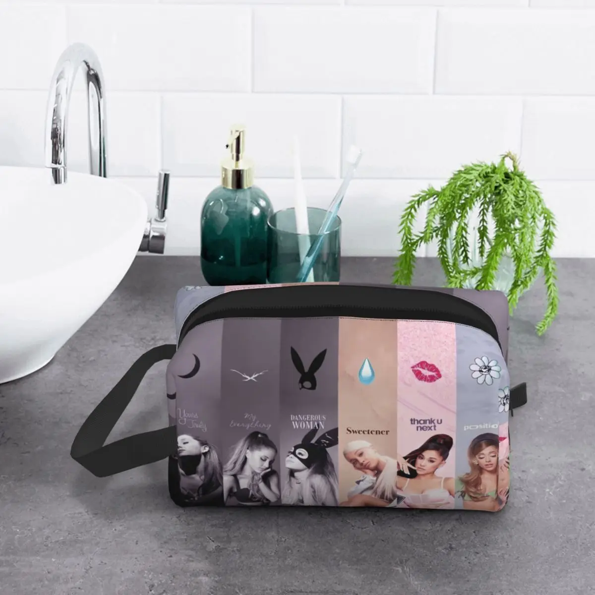 Custom Ariana Grande Pop Music Cosmetic Bag Fashion Large Capacity American Singer Makeup Case Beauty Storage Toiletry Bags 6