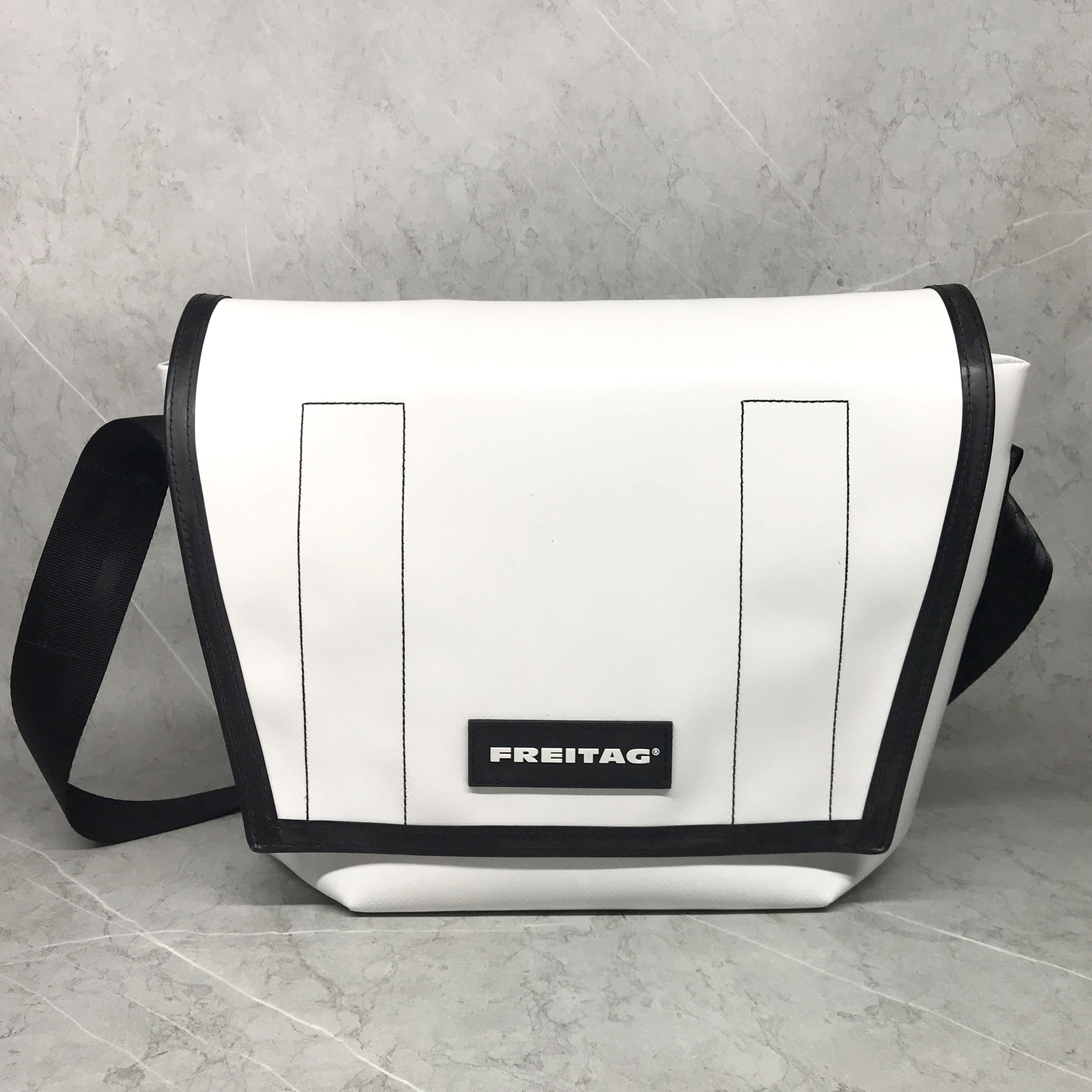 FREITAG F14 DEXTER Swiss Fashion Men's and Women's Large Capacity Crossbody Bag Single Shoulder Bag Scalable Crossbody Bag