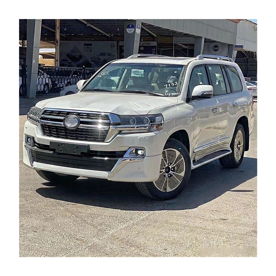 مجموعة تعديل هيكل السيارة عالية الجودة لـ Toyota Land Cruiser 2016-2020، ترقية موديل 2021 تشمل شبكة أمامية ومزلاج خلفي.