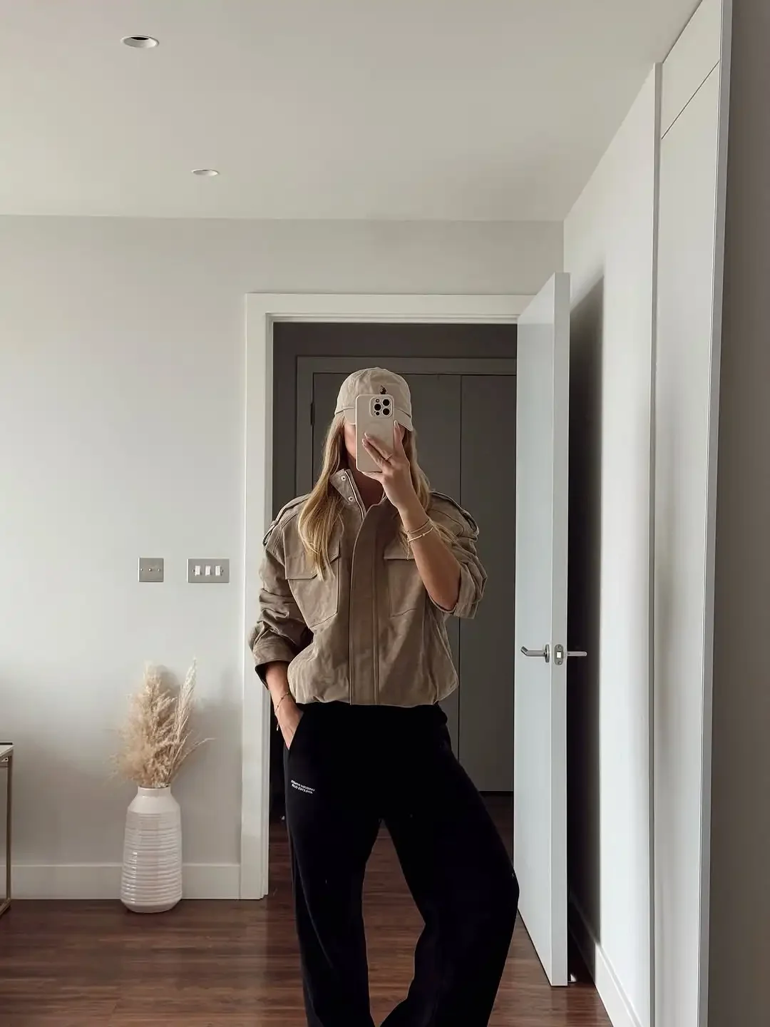 Women Suede Jacket – Stand Collar Casual Outerwear With Zipper Pockets, Loose Fit Coat