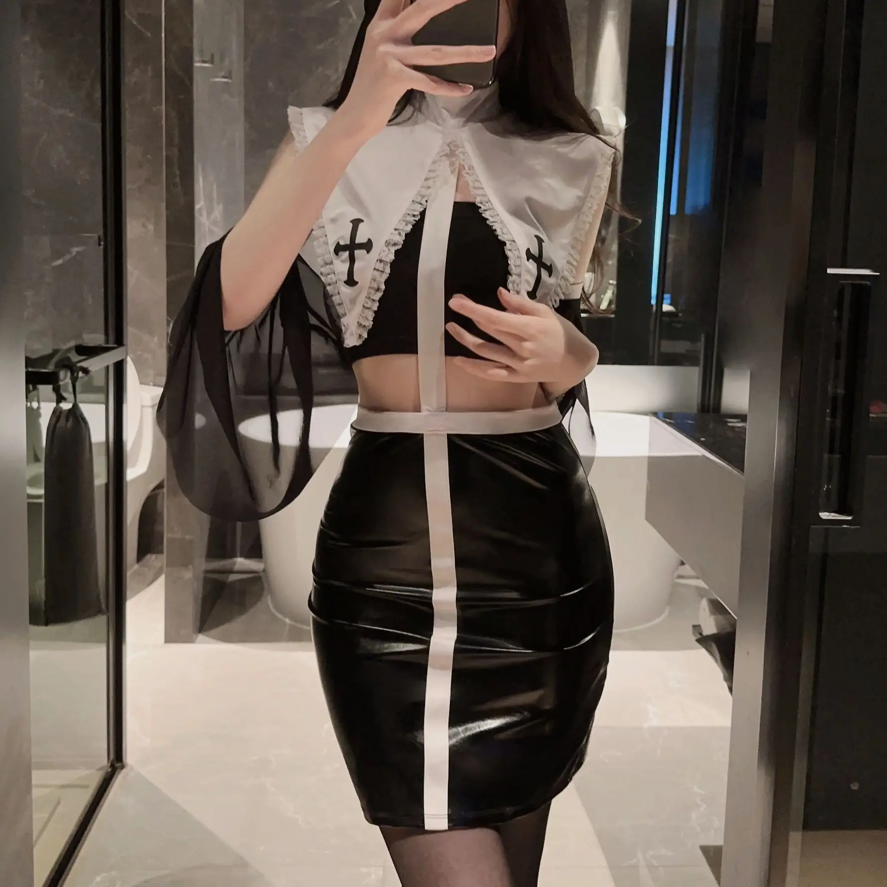 

New Female Sexy Underwear European and American Halloween Cosplay Costume Passion Dark Leather Nun Suit Halloween Party Costume