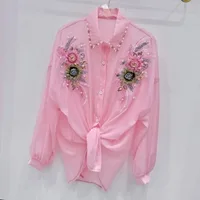 Chemise de protection solaire à fleurs tridimensionnelles pour femmes, chemise courte Slim, nouvelle collection printemps été, haut ample 1