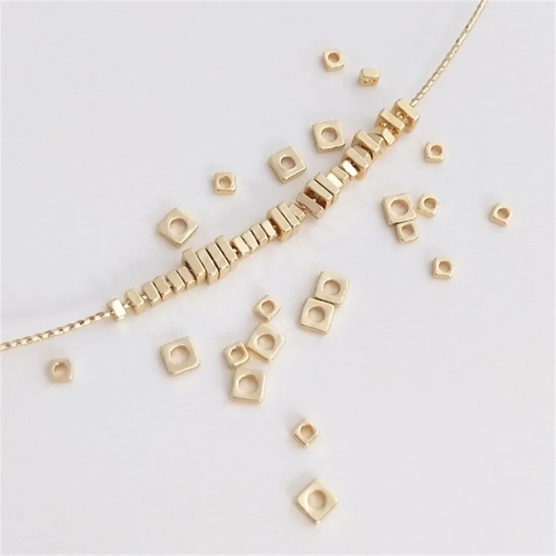 

14K Gold-filled Square, Small Broken Gold, Square Flat Divide, Hand-beaded DIY Bracelet, Necklace, Accessories C269