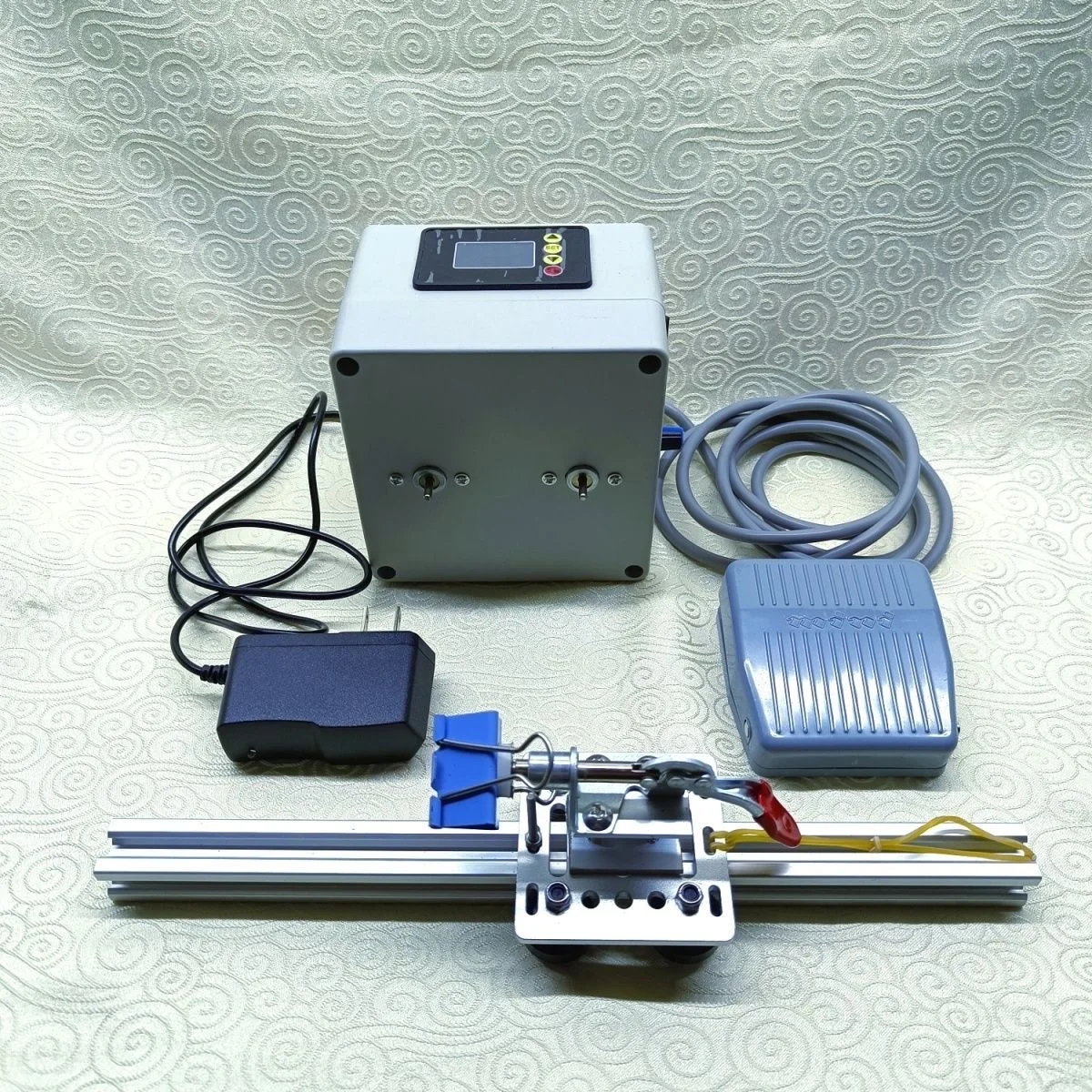 

Braided Rope Twisting Tool
