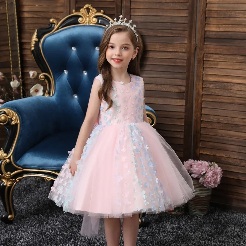 

2023 Autumn and Winter Baby Girl Dress One Year Old Fashion Lovely Princess Lace Newborn Wedding Sleeveless Kids Clothes