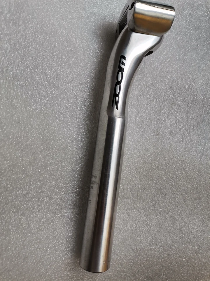 Paire repose pied passager 850 TDM / 600 Diversion NEUF Paire repose pied passager 850 TDM / 600 Diversion NEUF