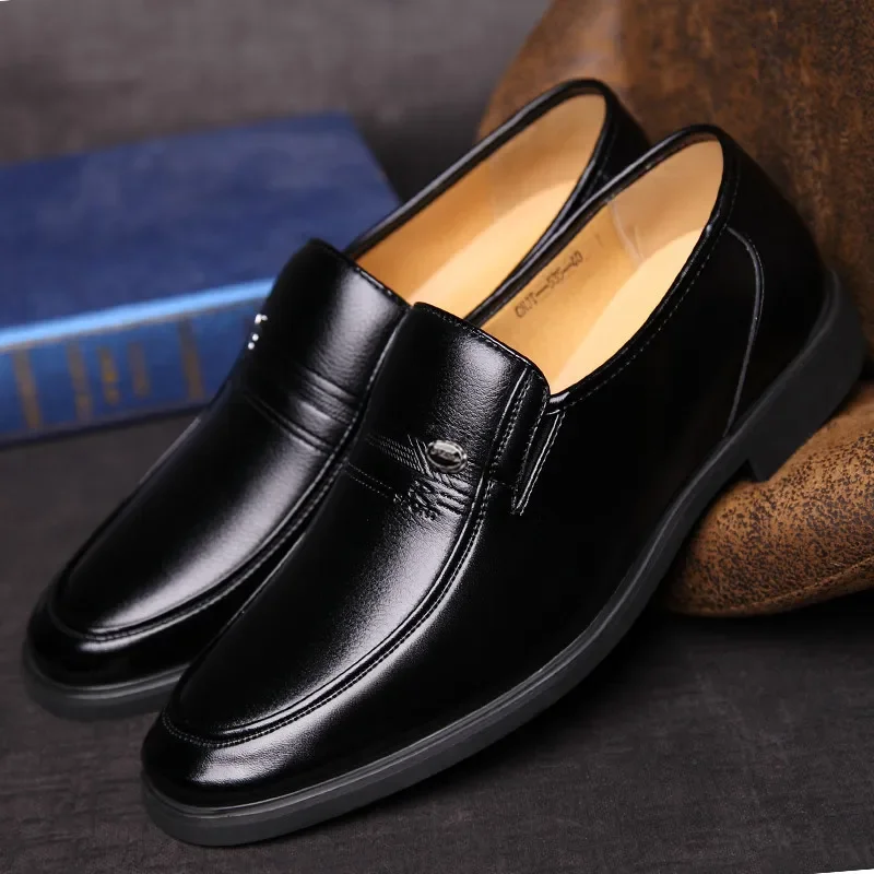 

Leather Men Dress Shoes Luxury Brand Men's Loafers Formal Moccasins Breathable Slip on Black Driving Shoes Zapatillas Hombre