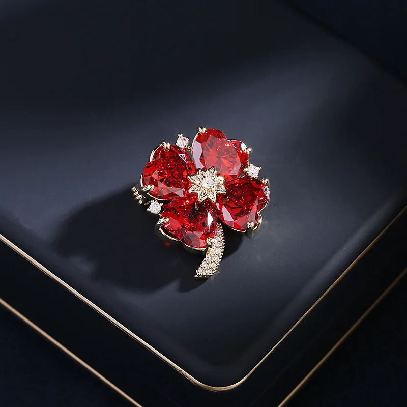 

Multi-purpose Super Sparkle Sweet Love Heart-shaped Zircon Small Brooch Pin High-grade Spring Summer Costumes Accessories Broche