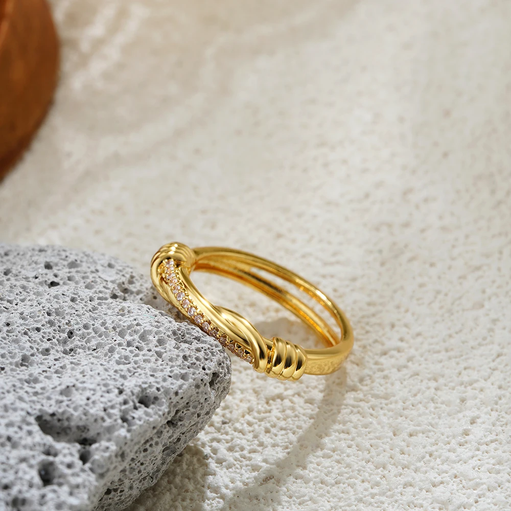 18K Gold Plated Zircon Wedding Ring for Women Twist Bilayer Circle Minimalist Waterproof Elegant Bride Jewelry Accessories New