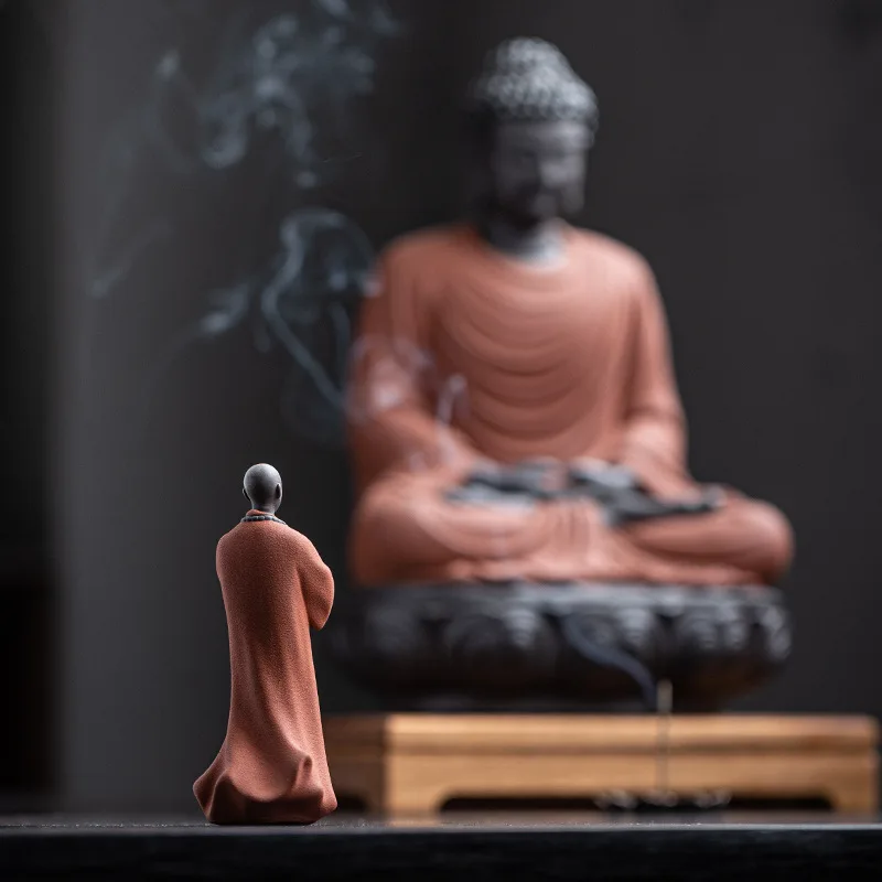 Kleine Monnik Sculptuur Keramische Standbeeld voor Woondecoratie Chinese Stijl Thee Set Boeddha Standbeeld Beste Gif (Kleur: C