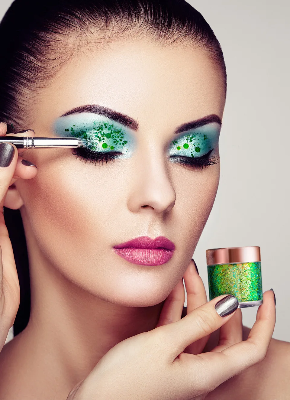 Wholesale Eco Gel Glitter Gel Extra Shine Chameleon Holographic Chunky Glitter Gel for Face Hair Body Glitter Powder Cream 2