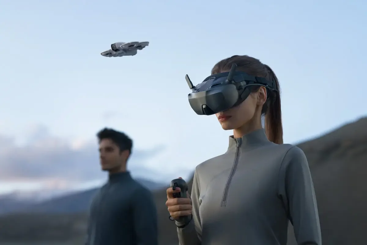 Détail des DJI Goggles N3 avec antennes, compatibles avec les drones Neo et Avata 2