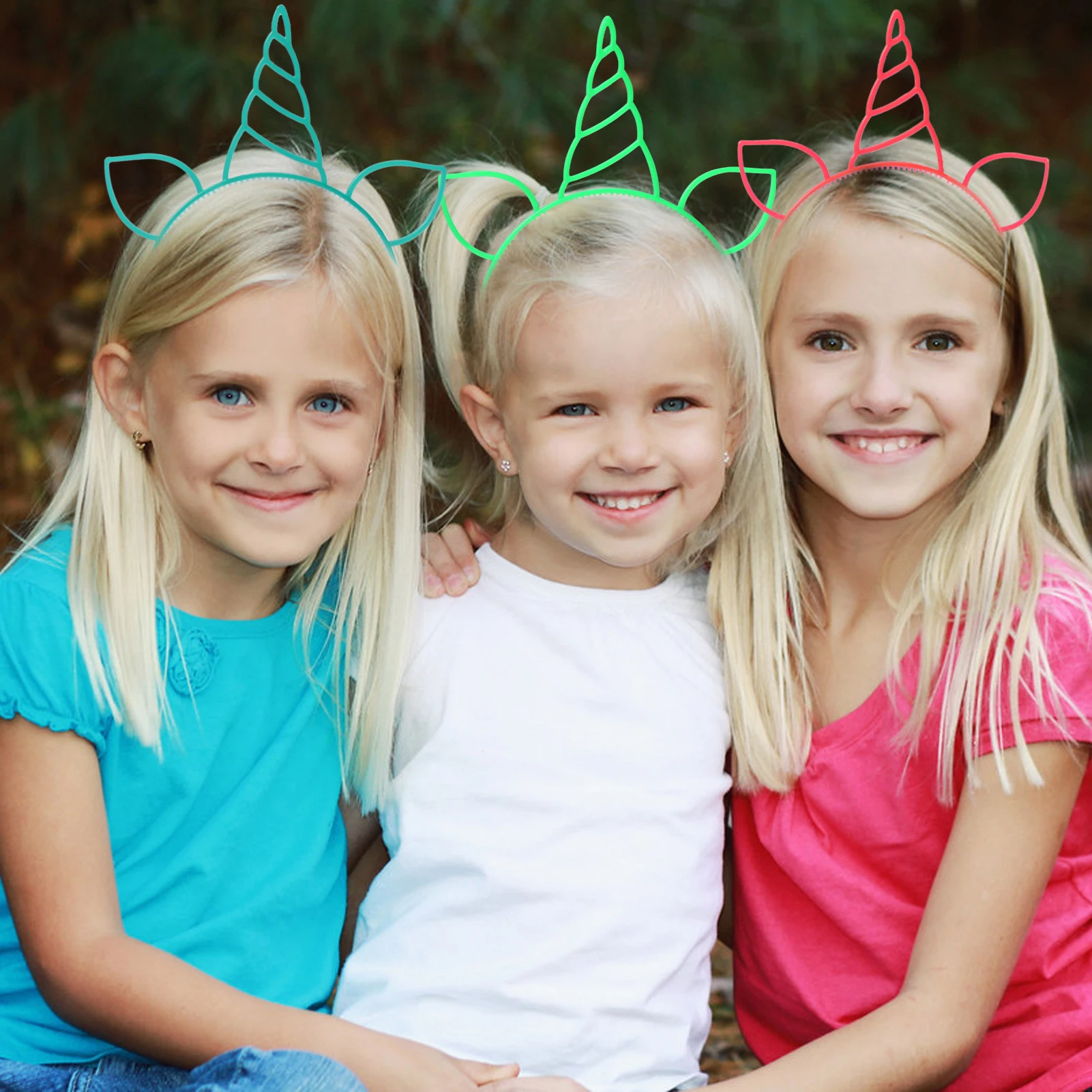 Sisters holding. Две сестры. 6 систер. 6 sister. Six family sisters.