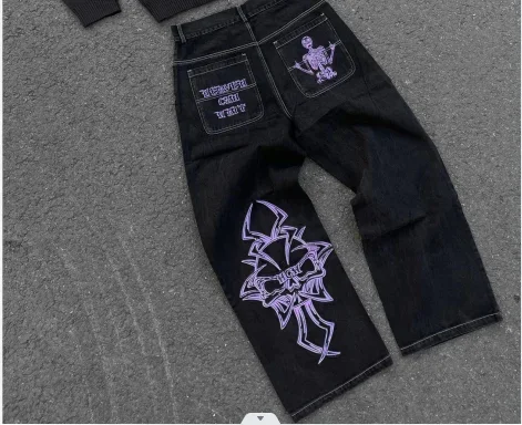 thumbnail image 1 of Pantalones vaqueros con bordado de calavera retro de Street Tide Y2K Harajuku, pantalones vaqueros rectos casuales de gran tamaño, pantalones sueltos para hombres y mujeres, nuevos, 1 of 5