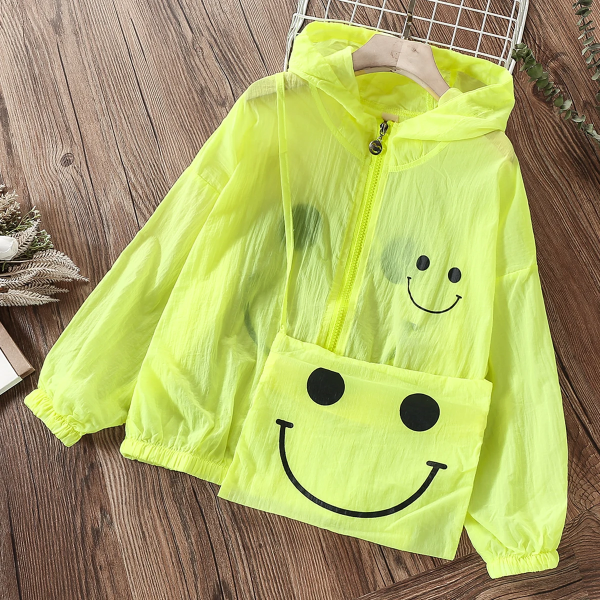 

Teenagers Summer Smile Shirts for Girls Blouses Children Clothing Kids Costumes Long Sleeve Rash guard Tops 6 7 8 9 10 12 Years