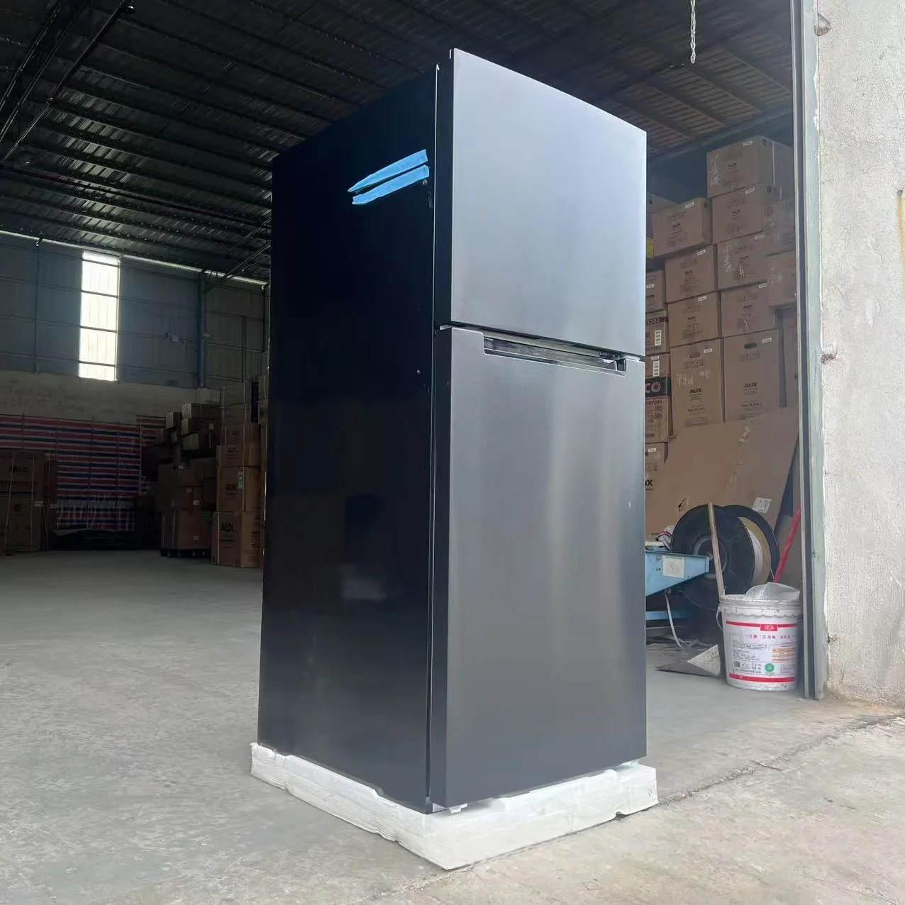 Hot Selling Large Capacity 332L Commercial Double Door Refrigerator Freezer Electric Household Use High Capacity